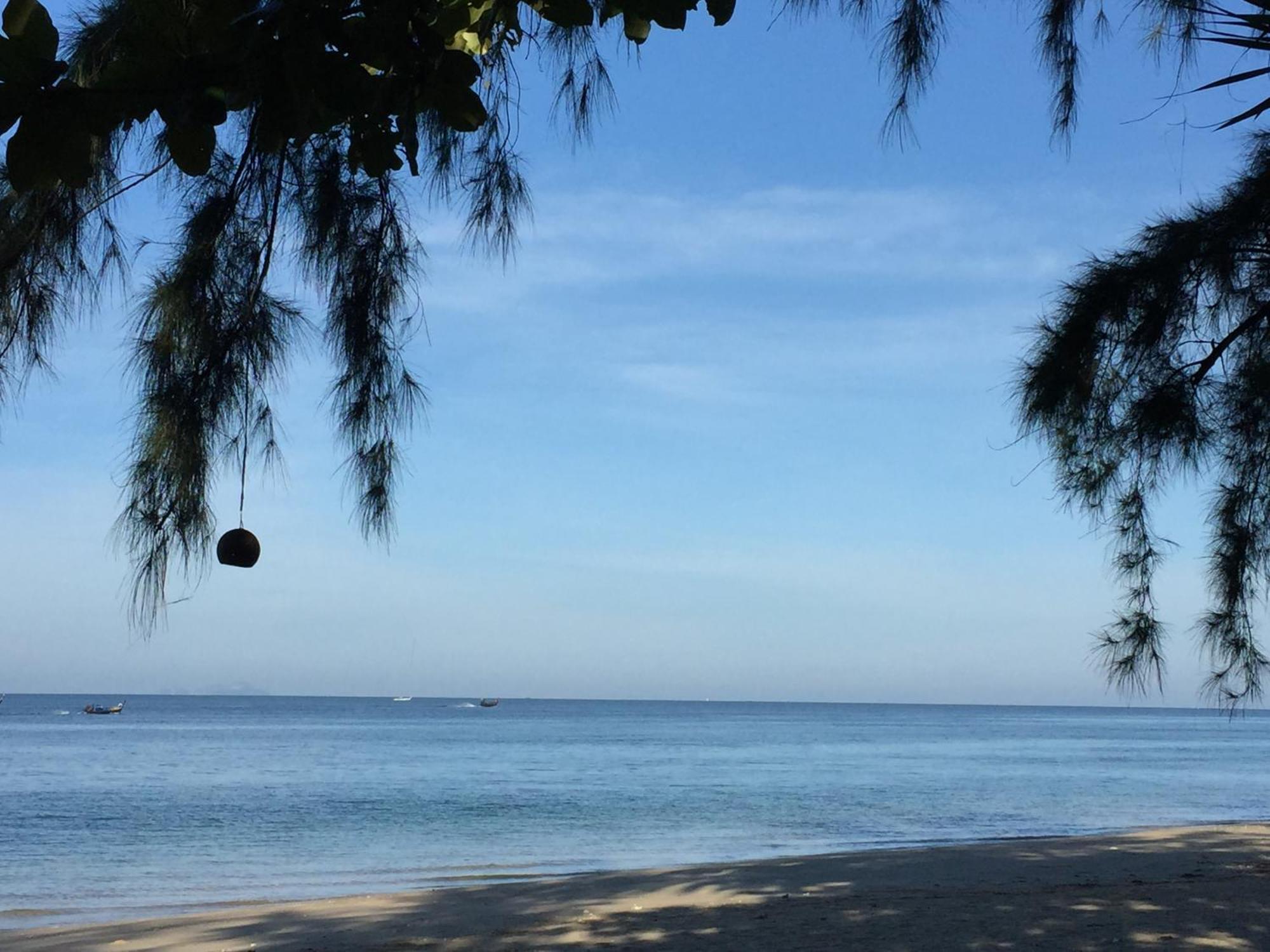 Hôtel Cocobar&Bungalow'Kohjum à Koh Jum Extérieur photo