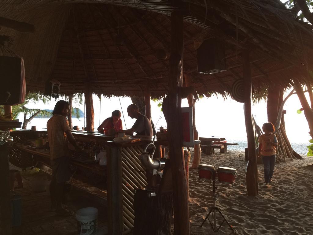 Hôtel Cocobar&Bungalow'Kohjum à Koh Jum Extérieur photo