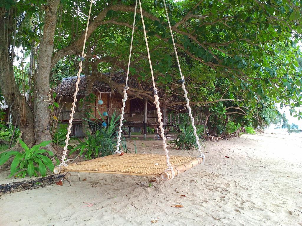 Hôtel Cocobar&Bungalow'Kohjum à Koh Jum Extérieur photo