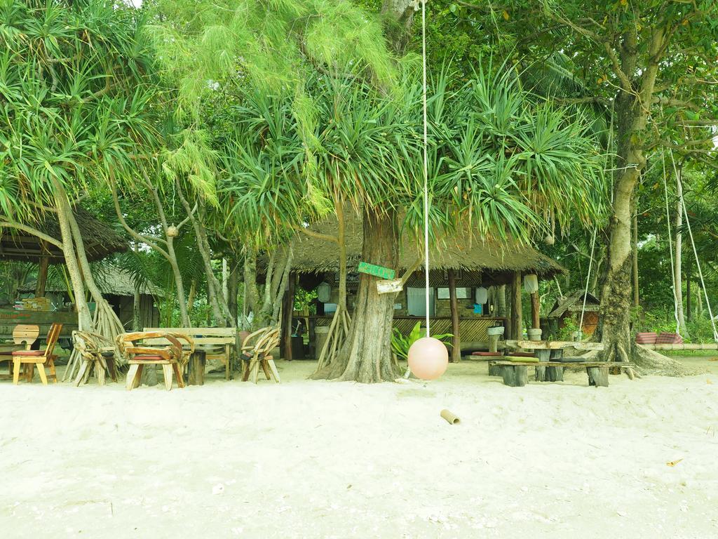 Hôtel Cocobar&Bungalow'Kohjum à Koh Jum Extérieur photo