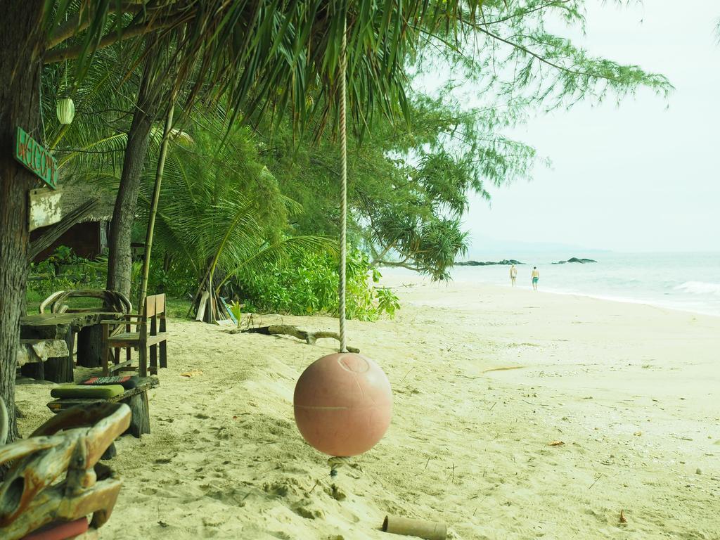 Hôtel Cocobar&Bungalow'Kohjum à Koh Jum Extérieur photo