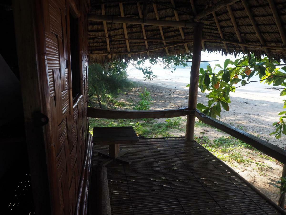 Hôtel Cocobar&Bungalow'Kohjum à Koh Jum Extérieur photo