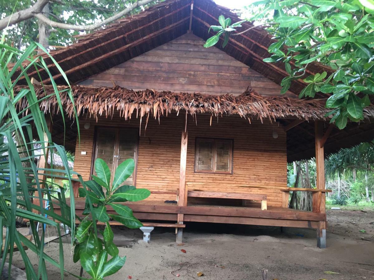 Hôtel Cocobar&Bungalow'Kohjum à Koh Jum Extérieur photo