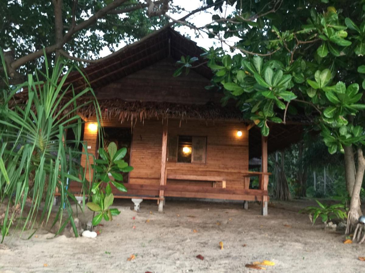 Hôtel Cocobar&Bungalow'Kohjum à Koh Jum Extérieur photo